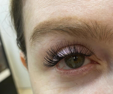 Detalle de un trabajo de belleza realizado en el salón